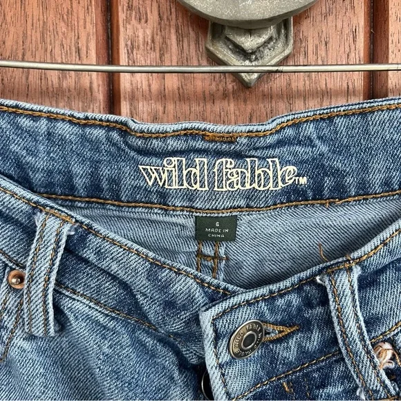 Women’s Wild Fable Distressed Jeans - Picture 5 of 8